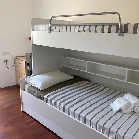 Apartamento Large Well-equipped Near Lecco