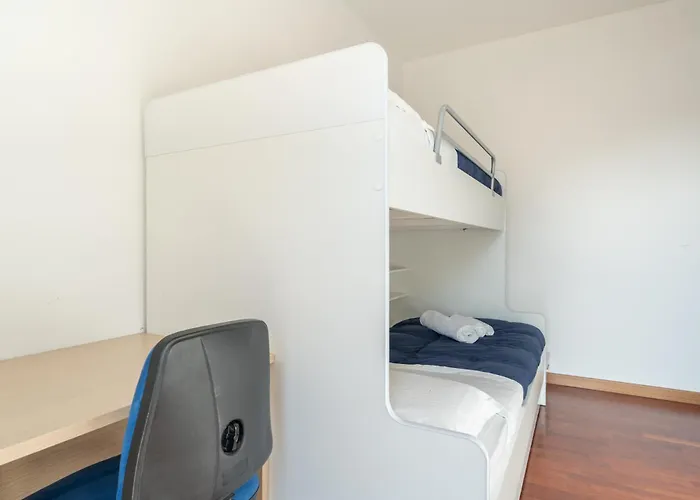 Large Well-equipped Near アパート