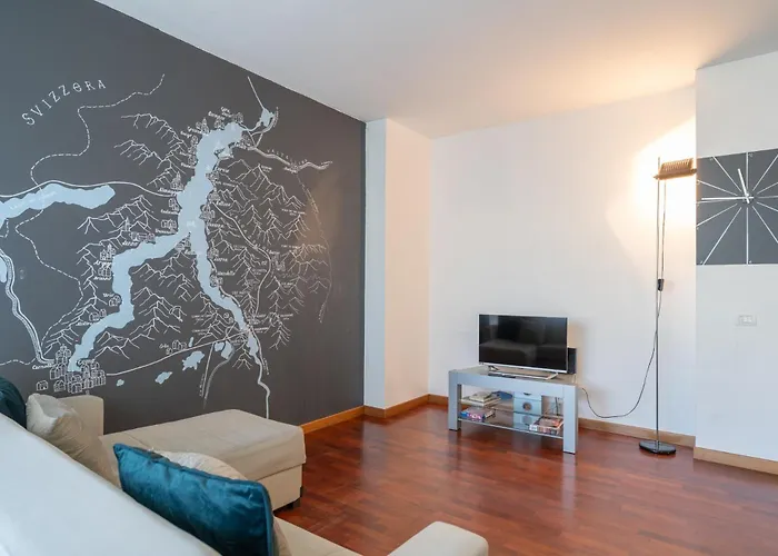 アパート Large Well-equipped Near *